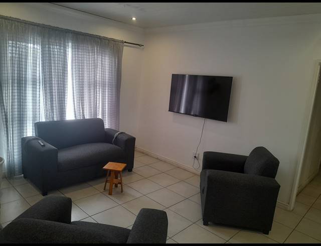 1 bed property to rent in RAVENSMEAD